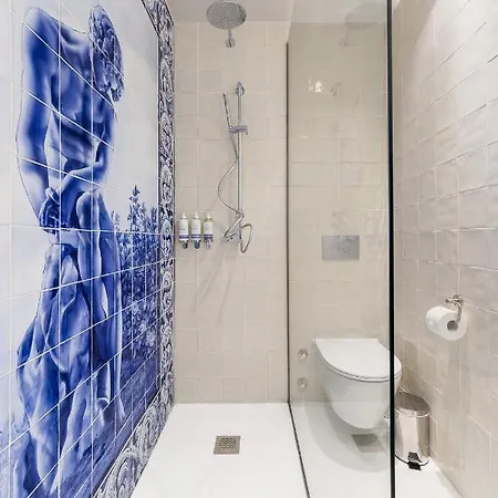 Gallery Townhouse & Guest house 2*